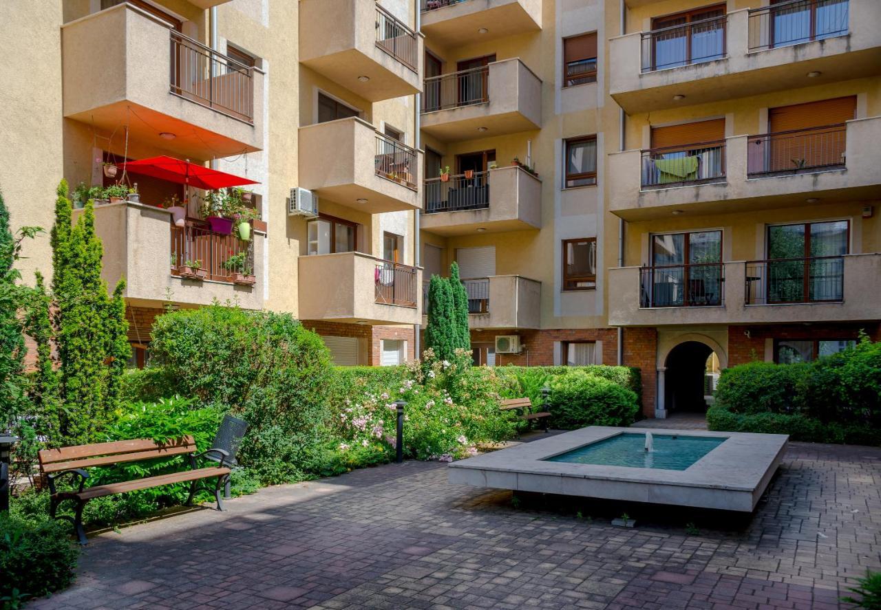 Tuscany Garden-Free Parking-Balcony-Ac- Elevator Appartement Boedapest Buitenkant foto