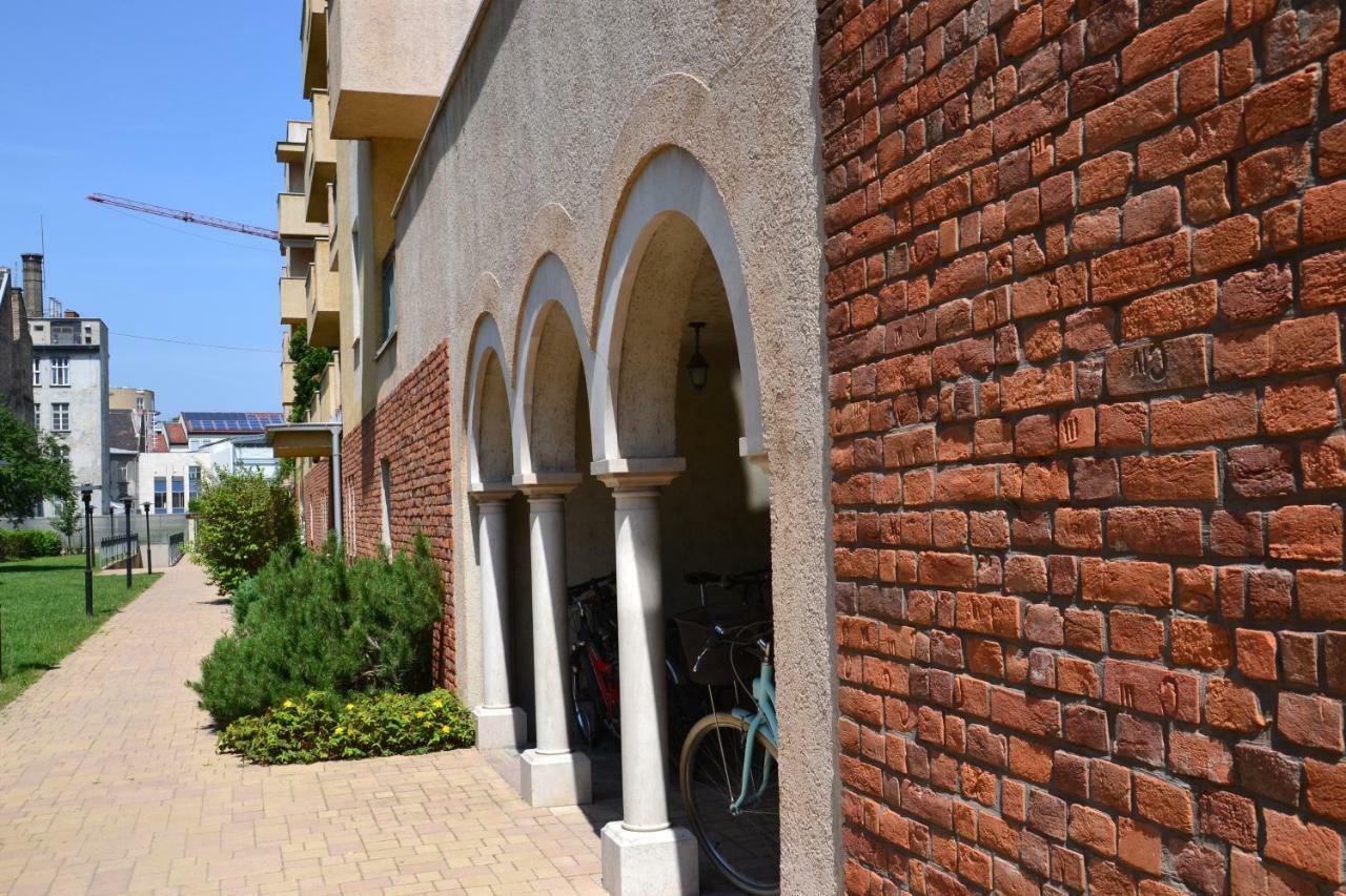 Tuscany Garden-Free Parking-Balcony-Ac- Elevator Appartement Boedapest Buitenkant foto